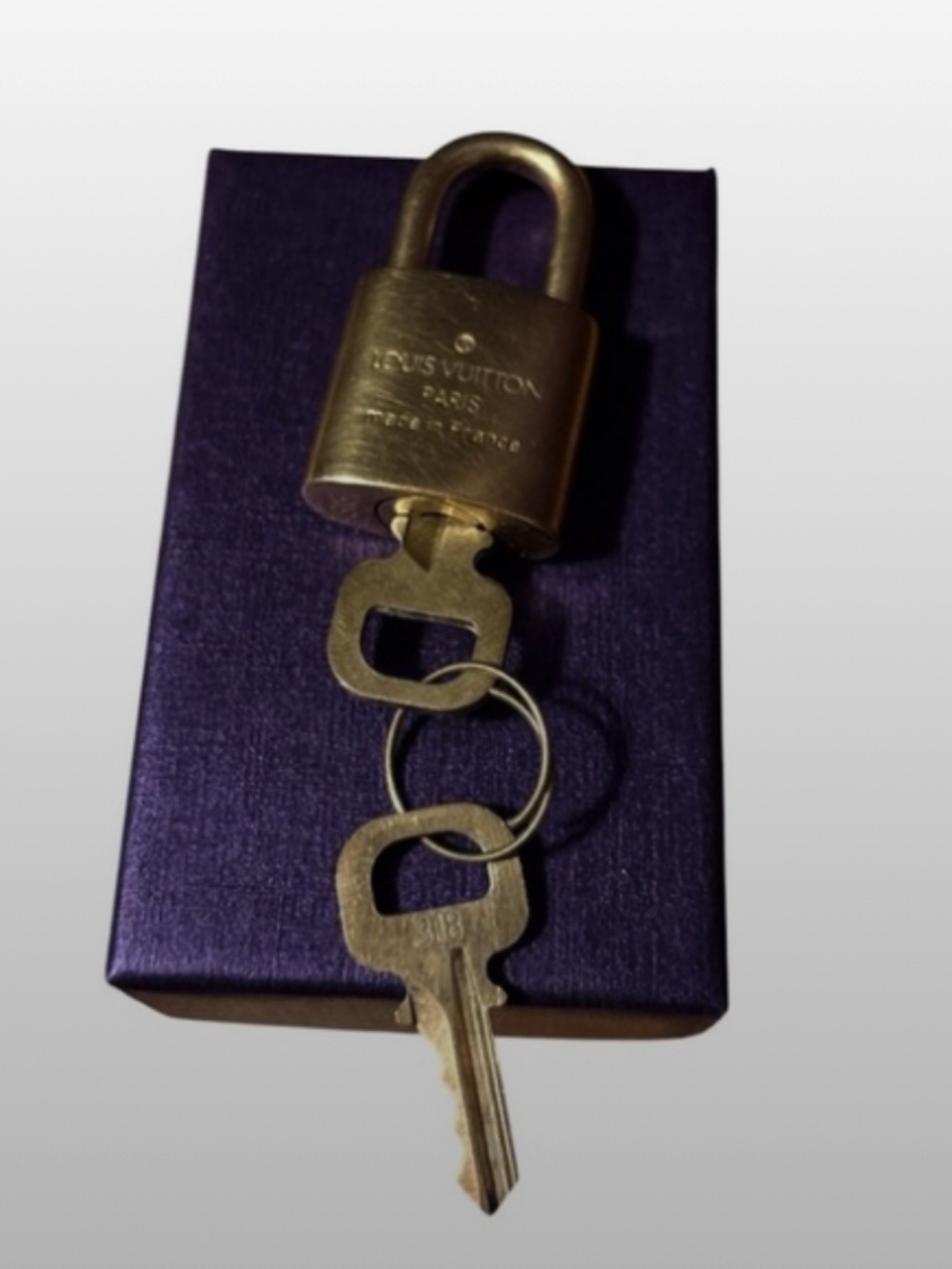 Louis Vuitton Gold Padlock with 2 Keys Purple 318 Gift Box preowned